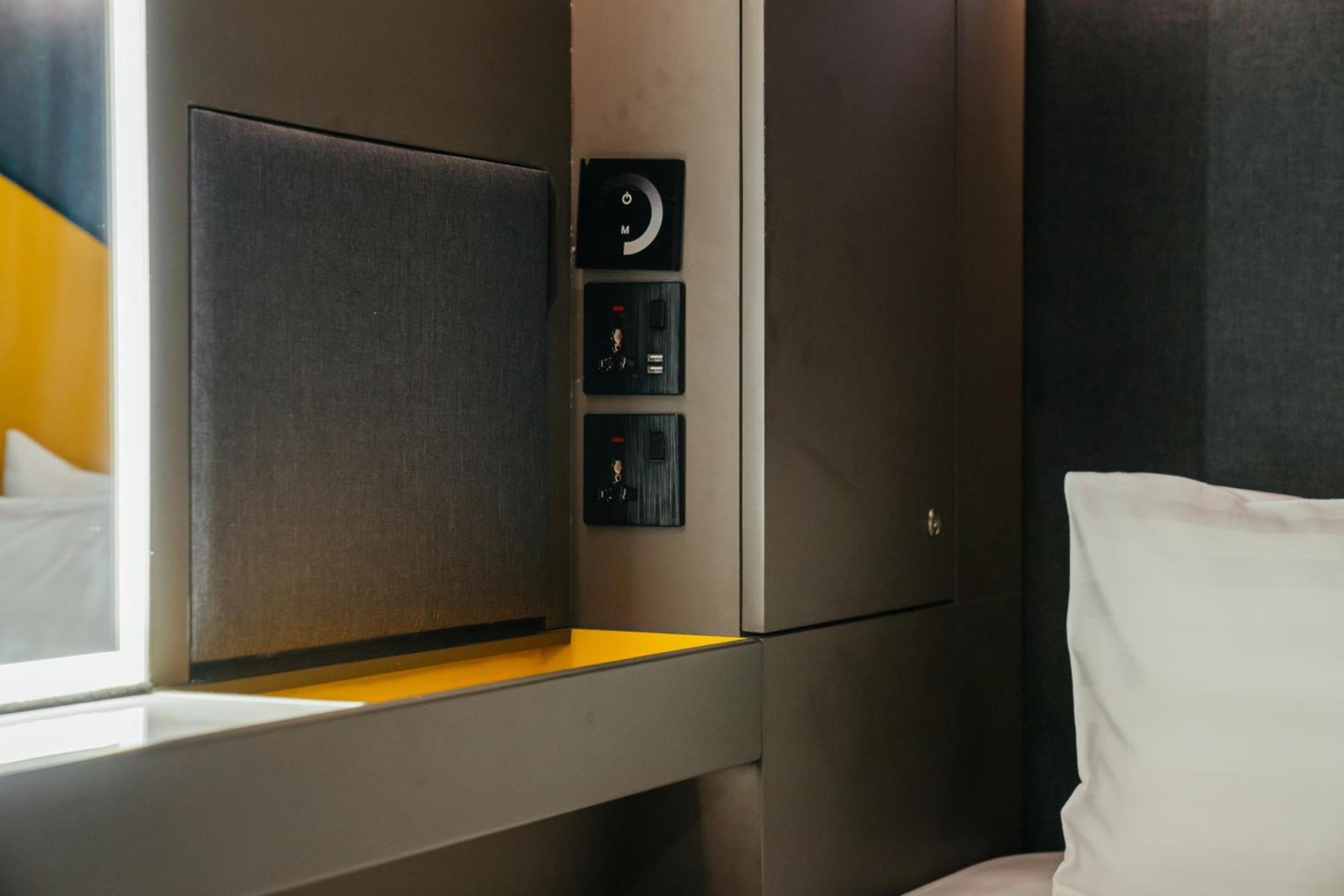 Capsuletransit Sleep Lounge Klia T1 Airport Hotel - Landside, Public Area At Lvl 5 Sepang Exteriör bild
